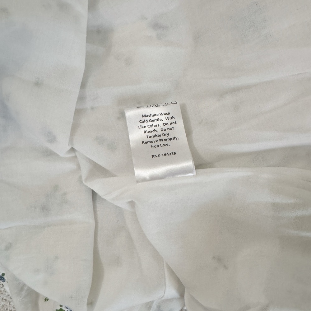 NWT Petal + Pup Leticia White/BlueFloral Tie-Shoulder Smocked Midi Dress size M - Picture 8 of 8